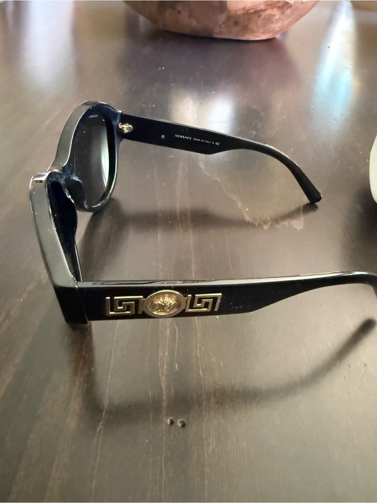 Vintage Versace Black Round Oversized Women\'s Sunglasses main image 5